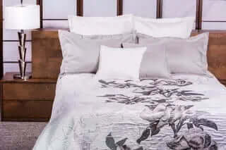 FAIT AU QUÉBEC - Couvre-lit DALIA - couvre-lits CHÉNÉ - $399.99! Literie-Déco et moi