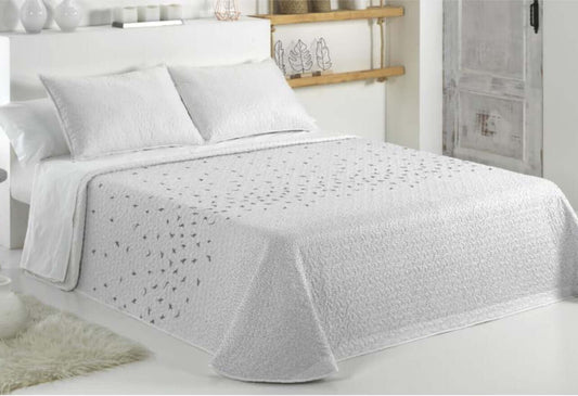 ( Fait au Québec ) - Couvre-lit IBIS - couvre-lits CHÉNÉ - $399.95! Literie-Déco et moi 