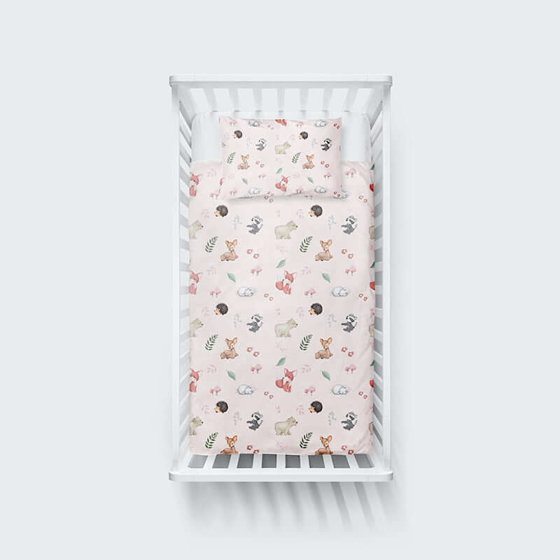 ( Fait au Québec) Ensemble de literie pour bébé- ANIMAUX DE LA FORET (Rose ) housses de couette bébé  ,disponible chez Literie-Déco et moi 