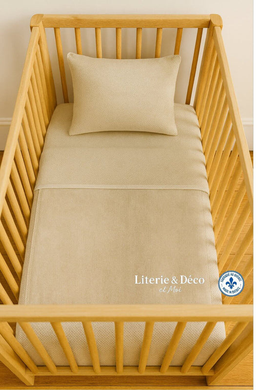 ( Fait au Québec) Ensemble de literie pour bébé EFFET LIN ( Réversible ) - Douillette bébé Literie & Déco et moi - $239.99! Literie-Déco et moi 