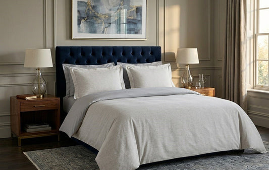 ( Fait au Québec ) -Ensemble douillette Iris ( Gris ) - Douillette Chéné-Sasseville - $499.99! Literie-Déco et moi 