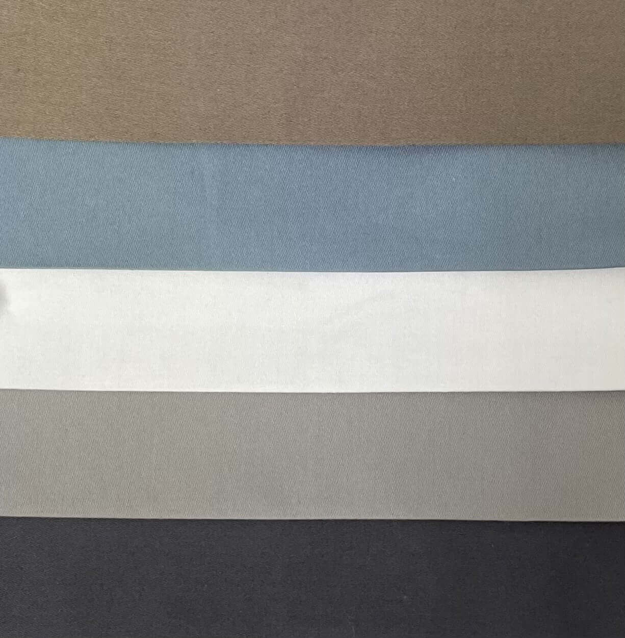 ( Fait au Québec ) Ensemble draps coton satiné , 300 fils ( 100% coton ) Draps  ,disponible chez Literie-Déco et moi 