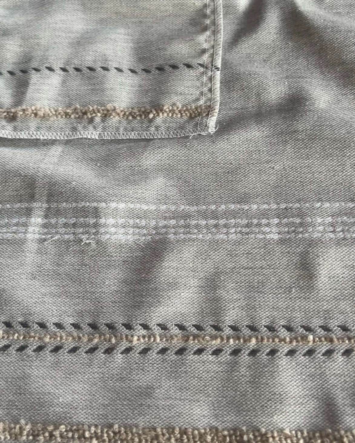 FAIT AU QUÉBEC-Ensemble housse de couette MILO ( Gris, taupe et blanc ) Housse de couette  ,disponible chez Literie-Déco et moi 