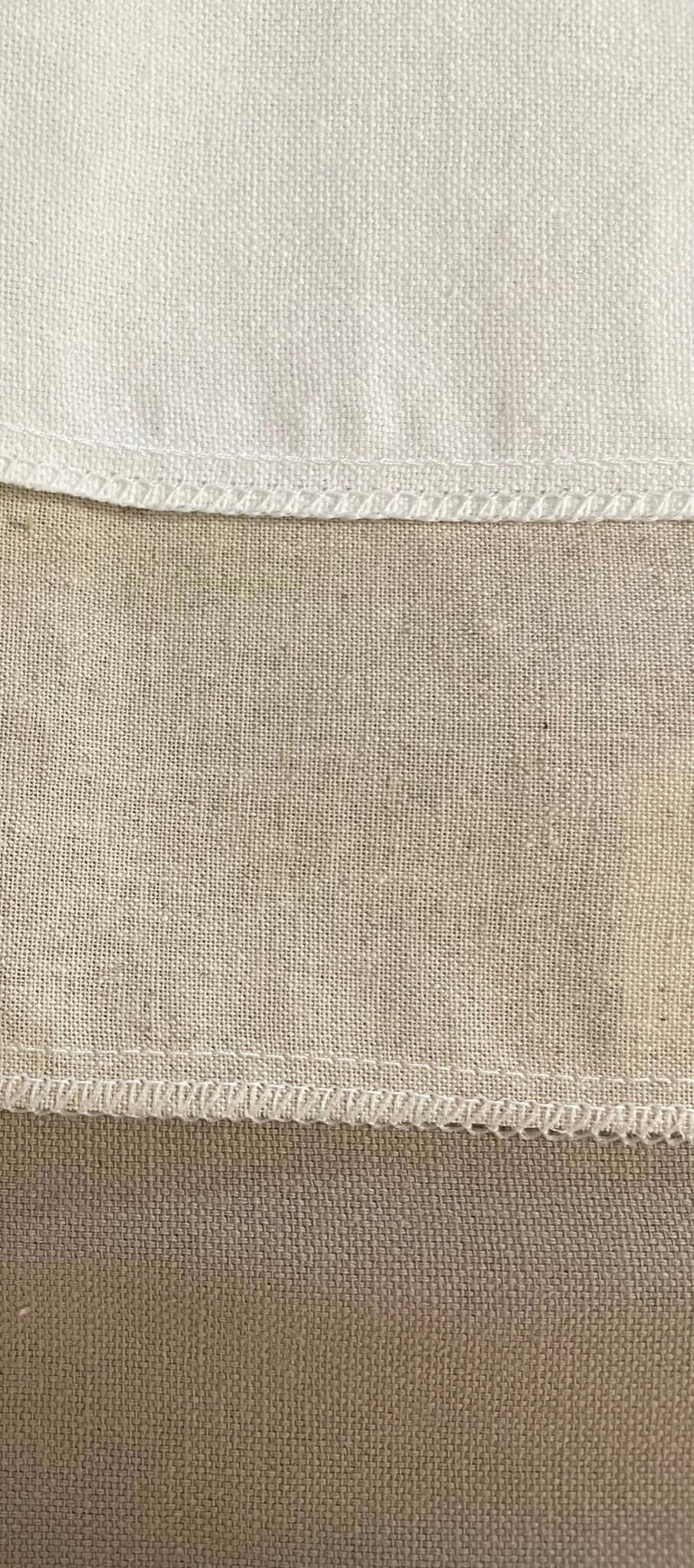 (FAIT AU QUÉBEC) -Ensemble housse de couette TOPO (Beige) Housse de couette  ,disponible chez Literie-Déco et moi 