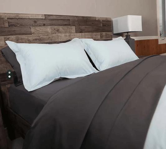 ( FAIT AU QUÉBEC ) Housse de couette en PERCALE POLY - COTON ( 200 fils ) - Literie - Déco et moi