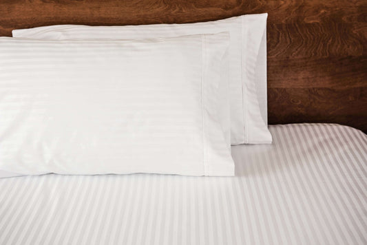 ( Fait au Québec ) Housse de couette en poly - coton JACQUARD ( Dobby ) - Literie - Déco et moi