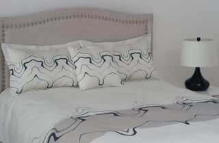 (Fait au Québec) Housse de couette LOGAN  ( Ensemble 4 pièces ) Housse de couette  ,disponible chez Literie-Déco et moi 