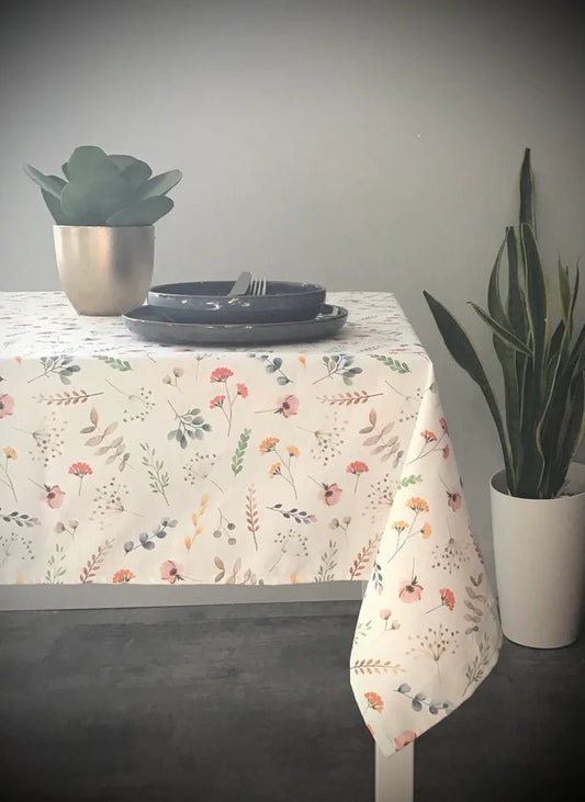  ( Fait au Québec) Nappe fleurie Sacha de Literie & Déco et moi – PRODUIT  de qualité chez Literie & Déco et Moi