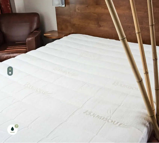 ( Fait au Québec )- Protège-matelas matelassé bambou BALNAO ( avec élastique tout autour) protège-matelas  ,disponible chez Literie-Déco et moi 