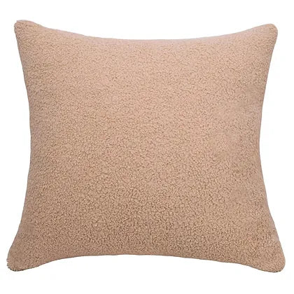 Coussin FLUFFY  ( beige )  ( 20''x 20'') coussins  ,disponible chez Literie-Déco et moi 