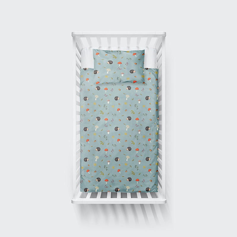 ( Fait au Québec) Ensemble de literie pour bébé- HÉRISSON ET CHAMPIGNONS ( Turquoise) housses de couette bébé  ,disponible chez Literie-Déco et moi 