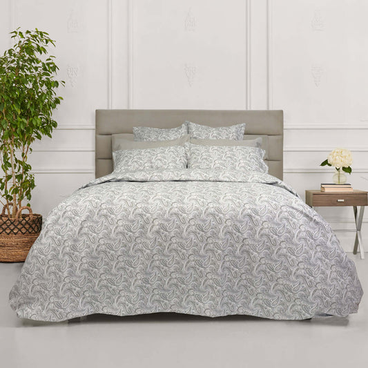 Housse de couette CARLSON  ( Fait au Canada ) Housse de couette  ,disponible chez Literie-Déco et moi 