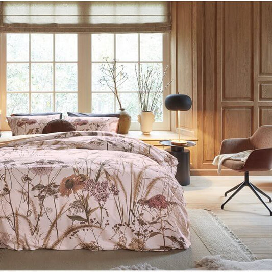 Housse de couette ÉCHINACÉE- Par Brunelli Housse de couette  ,disponible chez Literie-Déco et moi 