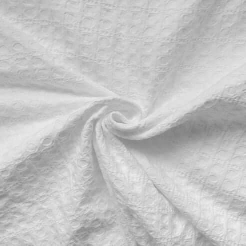 Housse de couette gaufrée HONEYCOMB  ( Blanc ) - Par Colcha Linens Housse de couette  ,disponible chez Literie-Déco et moi 