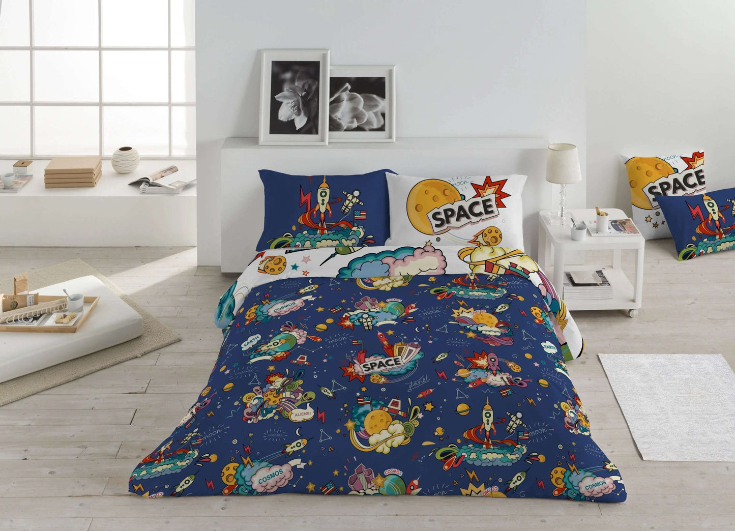 Housse de couette Moon Space ( Réversible) Housse de couette enfant  ,disponible chez Literie-Déco et moi 