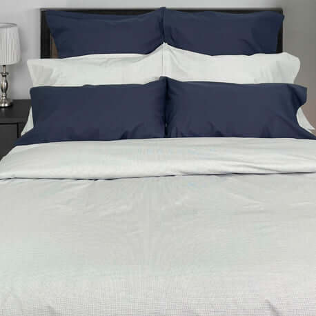 Housse de couette POINT DE CROIX - Marine ( FAIT AU CANADA ) - Literie - Déco et moi