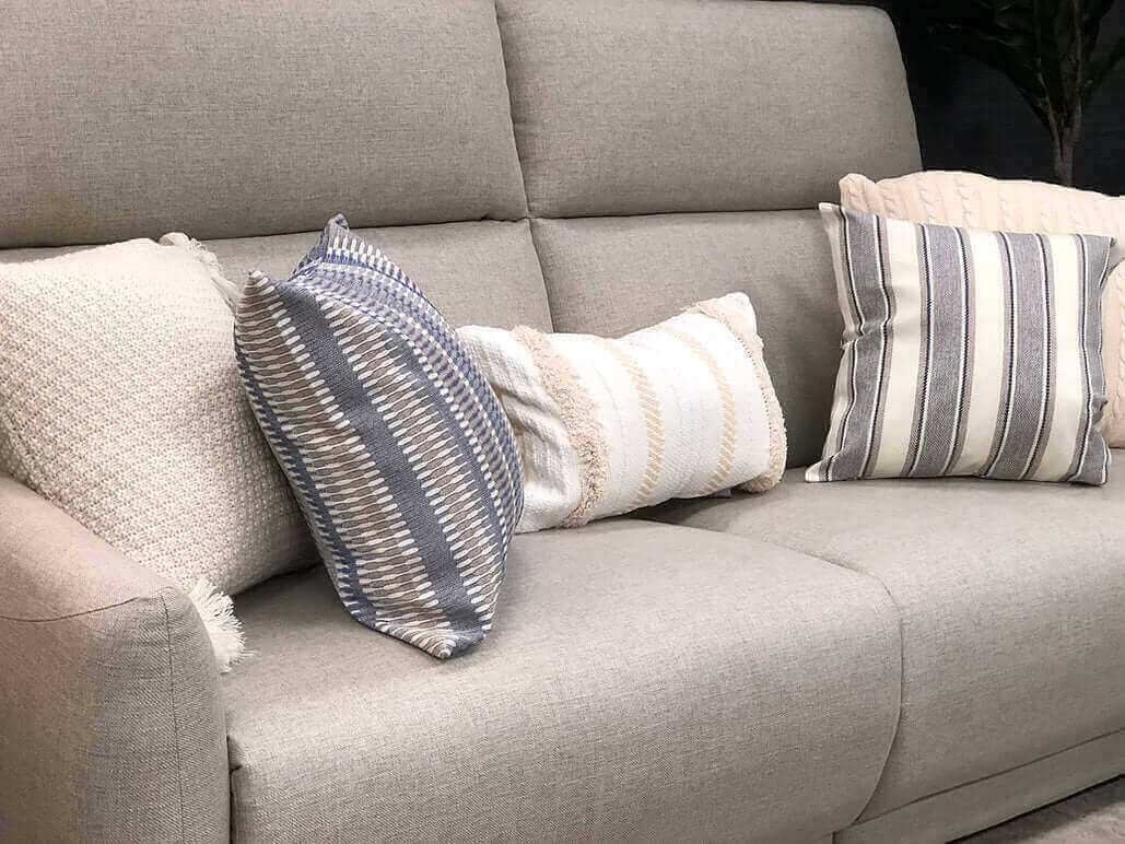 Housse de coussin FARMHOUSE ( Gris et beige ) 20'' x 20'' - Literie - Déco et moi