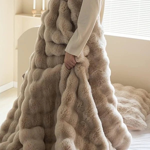  Jeté Beige DOUCEUR (  50'' x 60'' ) de Literie-Déco & moi – PRODUIT  de qualité chez Literie & Déco et Moi