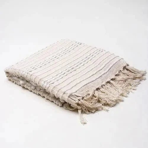 Jeté COZY- ( Beige ) - Jeté Livia - $89.99! Literie-Déco et moi 