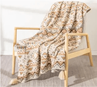 Jeté COZY -Beige, rouille et noir ( 50''x60'') Jeté  ,disponible chez Literie-Déco et moi 