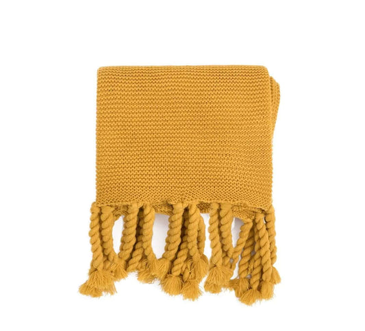 Jeté COZY- Jaune moutarde ( 50''x60'') Jeté  ,disponible chez Literie-Déco et moi 