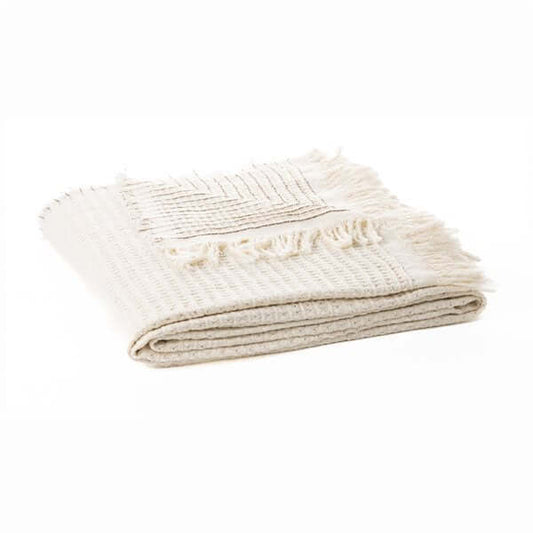 Jeté réversible crème  DAEL (50''x60'')- Par Brunelli Jeté  ,disponible chez Literie-Déco et moi 