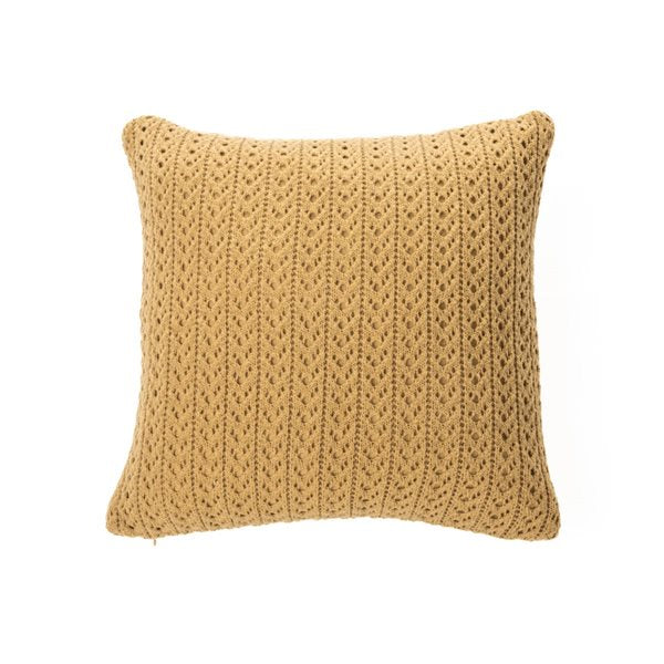 Oreiller européen en tricot tan NAJA ( 25'' x 25'')- Par Brunelli coussins  ,disponible chez Literie-Déco et moi 