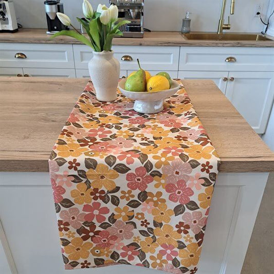 Nappe imprimée de fleurs ALICE  - Par Brunelli NAPPES  ,disponible chez Literie-Déco et moi 