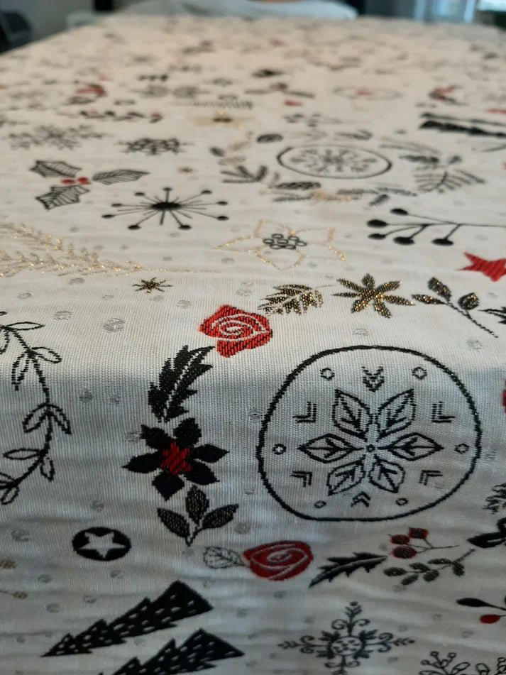 Nappe rouge, noire et argentée. - Literie - Déco et moi