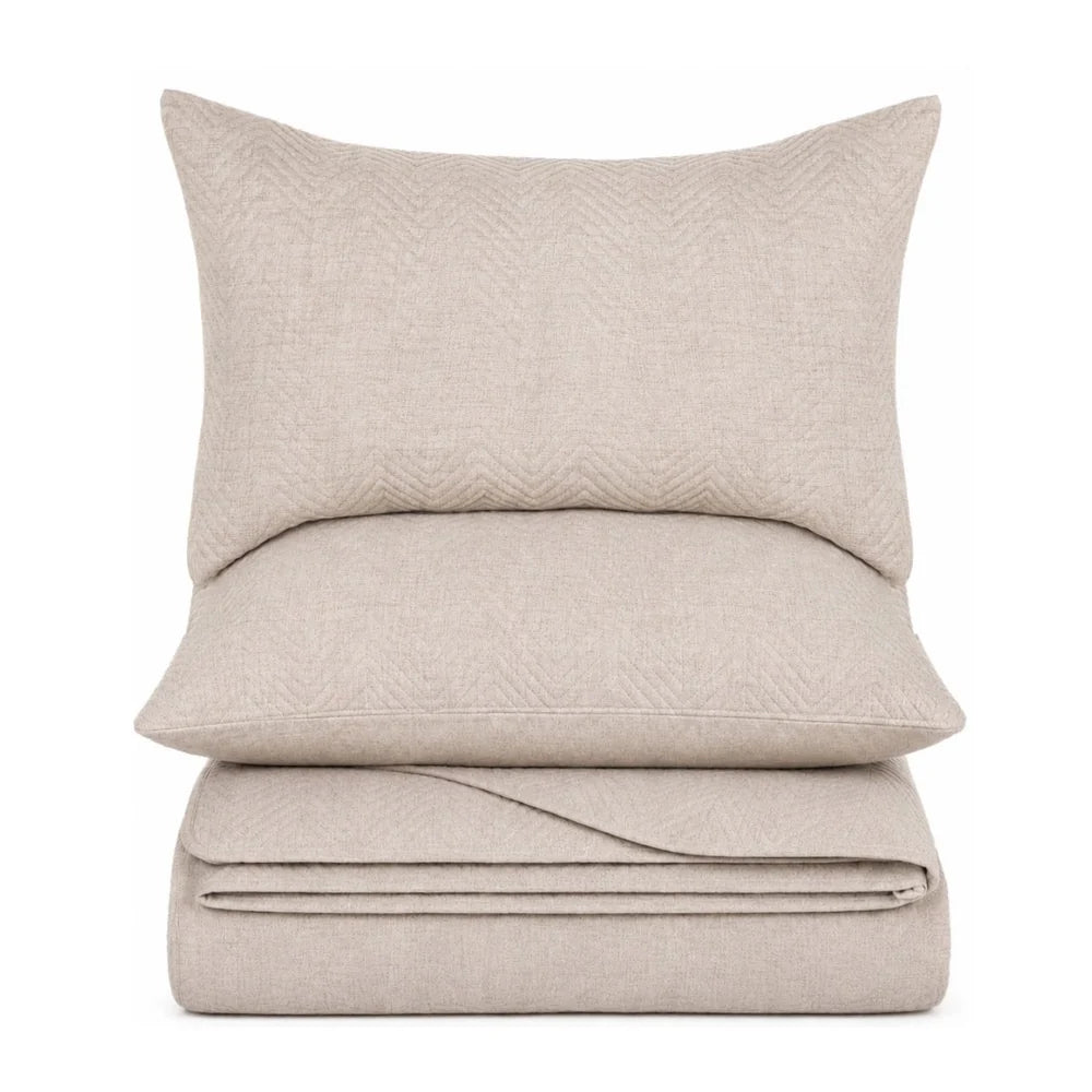Ensemble courtepointe naturel avec un piquage en chevrons Nelson- Par Brunelli