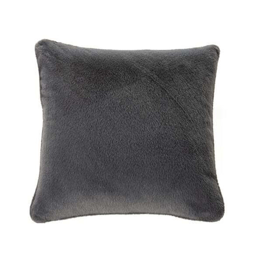 Oreiller européen en fausse fourrure gris charcoal POLUX  26'' X 26''  Par Brunelli coussins  ,disponible chez Literie-Déco et moi 