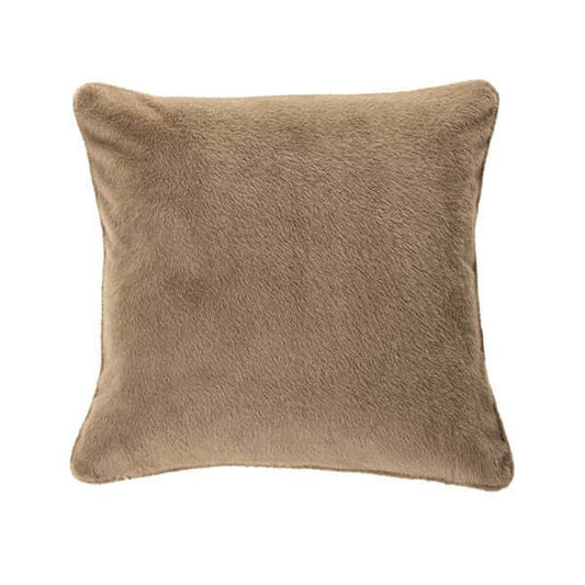 Oreiller européen en fausse fourrure taupe POLUX  26'' X 26''  Par Brunelli coussins  ,disponible chez Literie-Déco et moi 