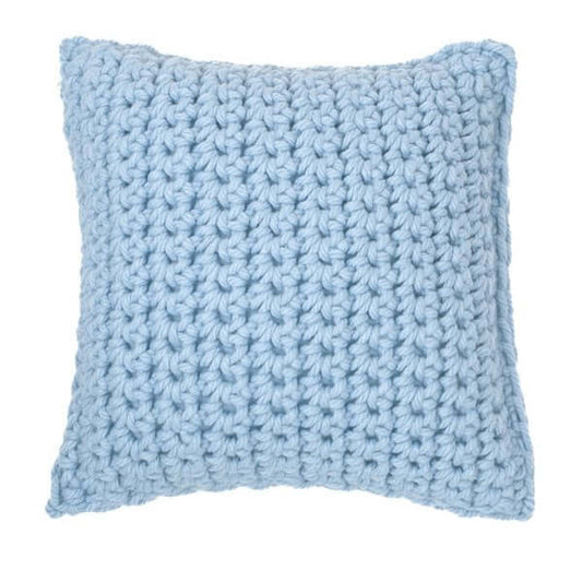 Oreiller européen en tricot bleu GUMMY  26'' X 26''  Par Brunelli coussins  ,disponible chez Literie-Déco et moi 