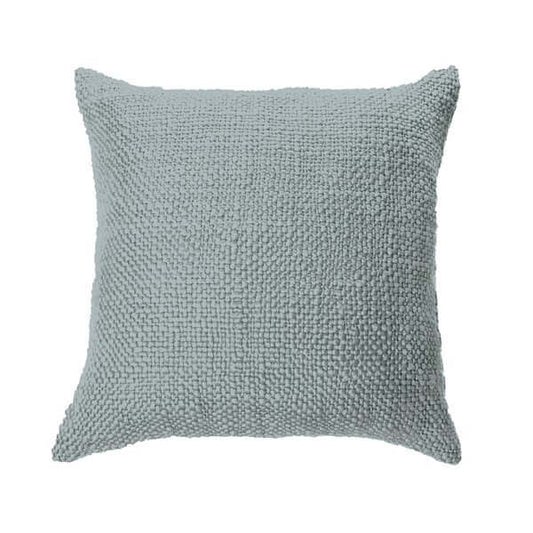 Oreiller européen en tricot MOLLO  25'' X 25'' ( Bleu pâle) Par Brunelli coussins  ,disponible chez Literie-Déco et moi 