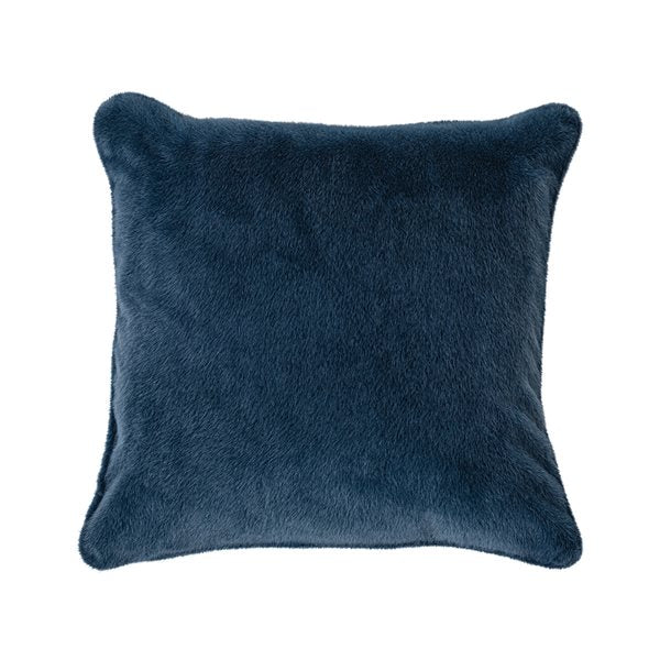 Oreiller européen en fausse fourrure bleu POLUX  26'' X 26''  Par Brunelli ( livraison printemps 2025) coussins  ,disponible chez Literie-Déco et moi 