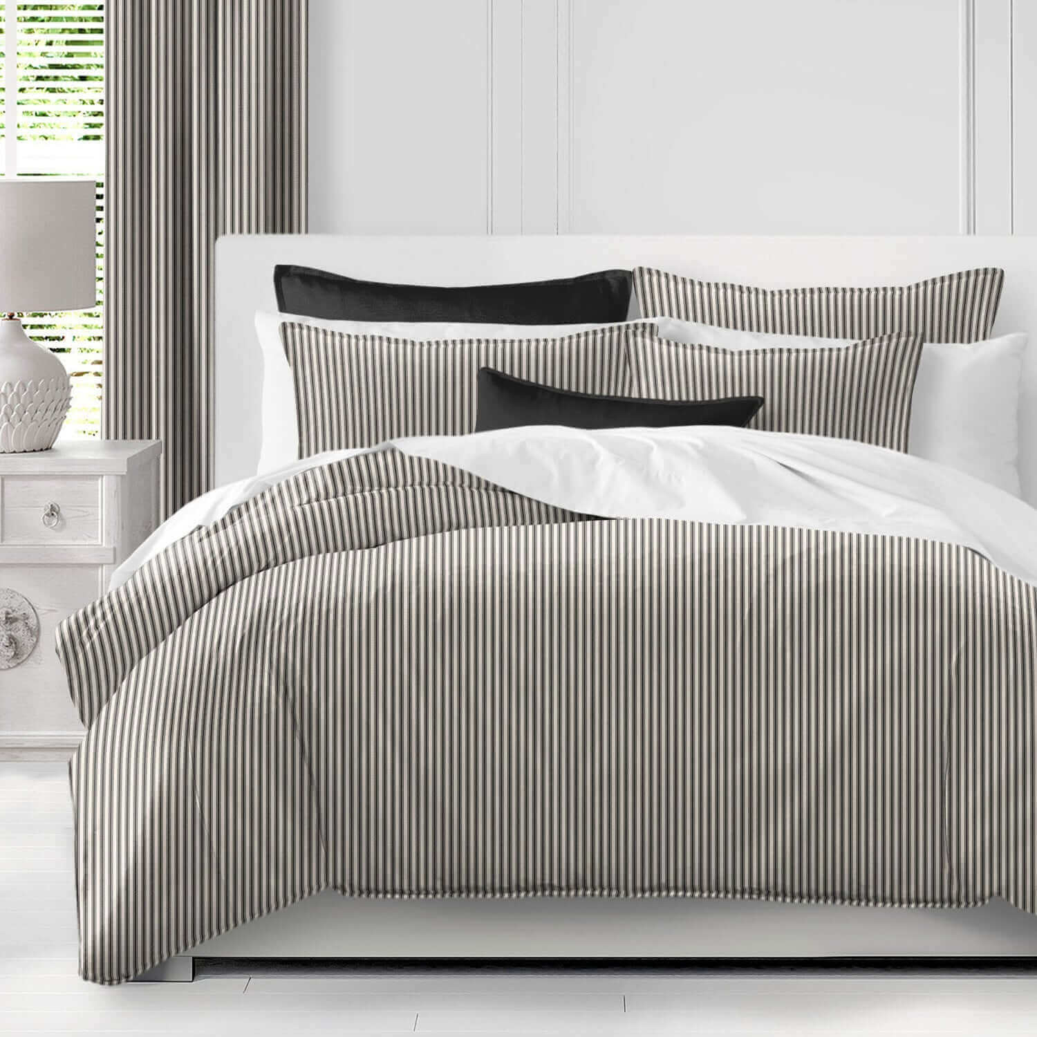 RABAIS DE 40% - Housse de couette RAYURES CLASSIQUES (Noir / Lin) - Par Colcha Linens - Housse de couette Colcha Linens - Literie-Déco et moi 