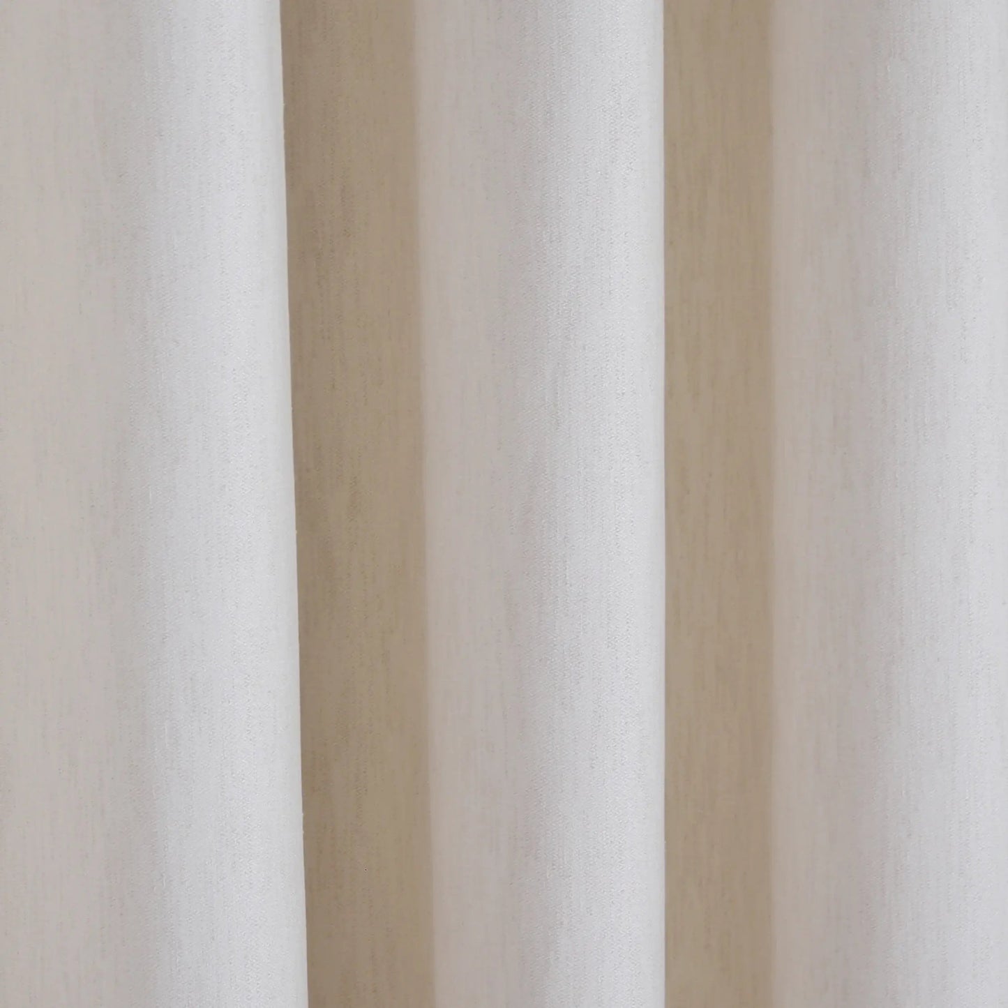 Rideau opaque SHERBROOKE  ( Crème ) rideau  ,disponible chez Literie-Déco et moi 