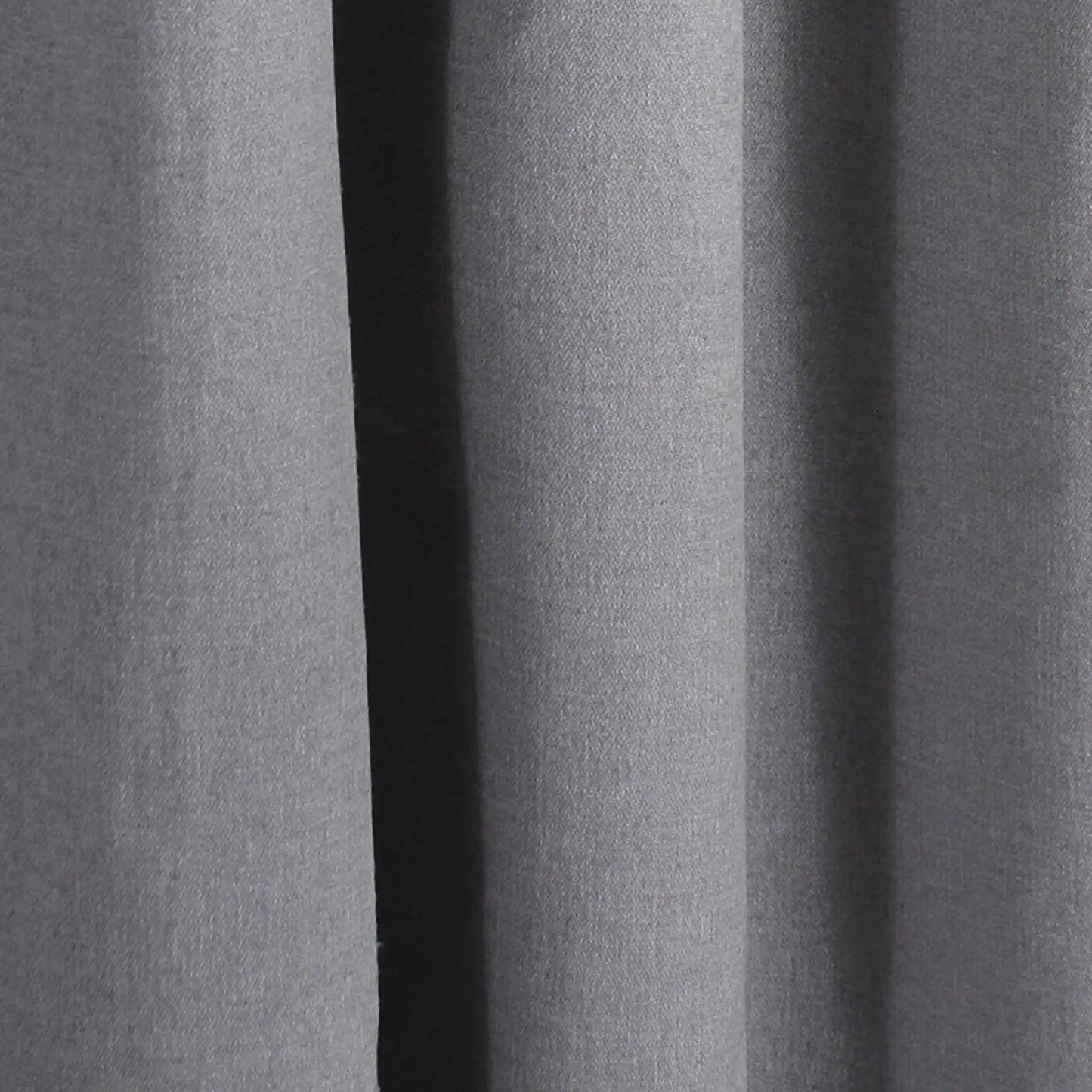 Rideau  opaque SHERBROOKE  ( Gris moyen) rideau  ,disponible chez Literie-Déco et moi 