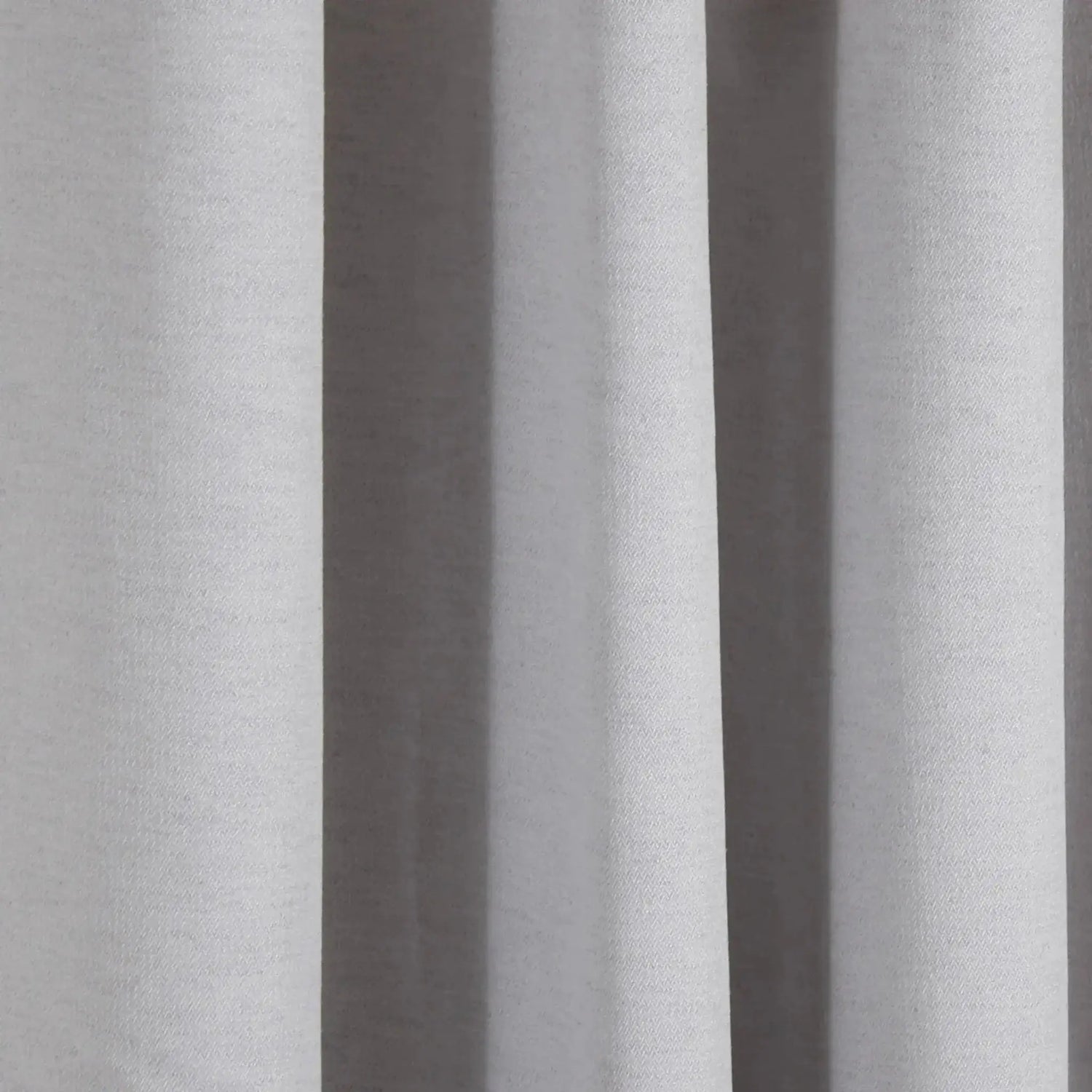  Rideau opaque SHERBROOKE  ( Gris pâle ) de Accent mode – PRODUIT  de qualité chez Literie & Déco et Moi