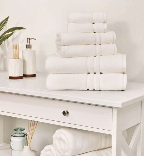 Serviettes en 100% coton PORTOFINO - Par Cuddle Down - serviettes de bain Cuddle Down - $12.99! Literie-Déco et moi 