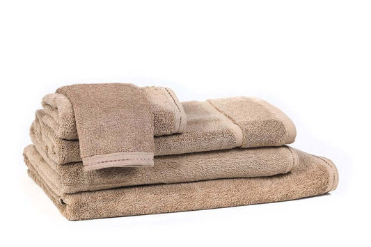 Serviettes en coton biologique NATURE  ( Sable ) serviettes de bain  ,disponible chez Literie-Déco et moi 