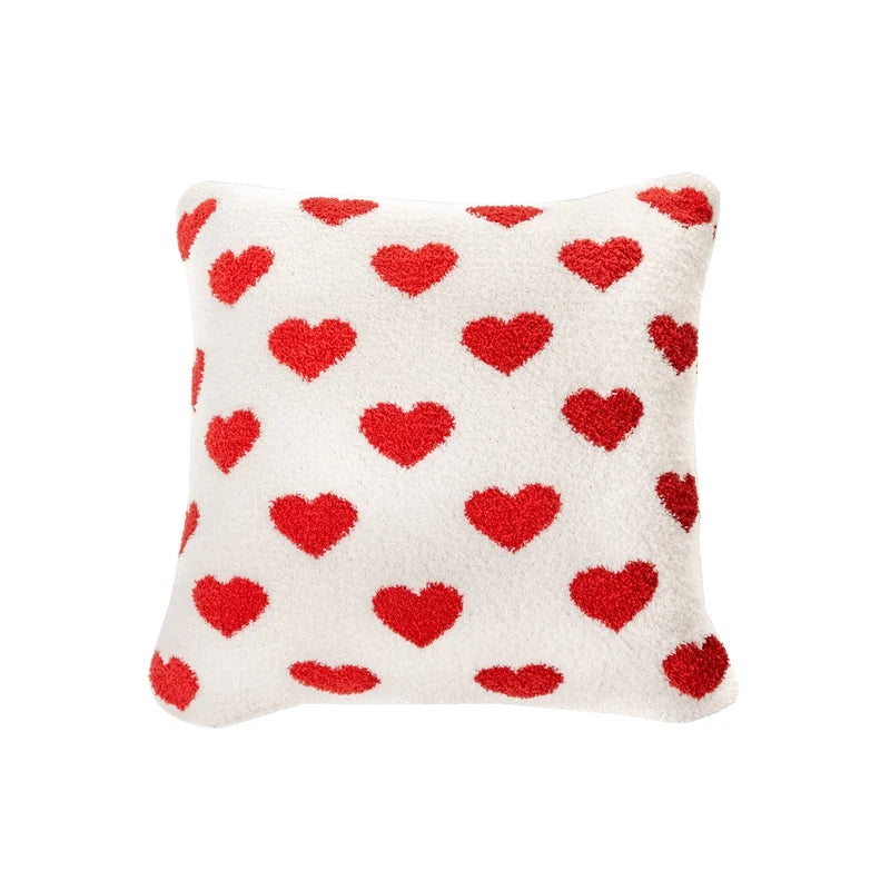 Coussin ivoire à coeurs rouges Tenderness ( 18'' X 18'')- Par Brunelli (ARRIVAGE MI-OCTOBRE ) - Coussins Brunelli - Literie-Déco et moi 