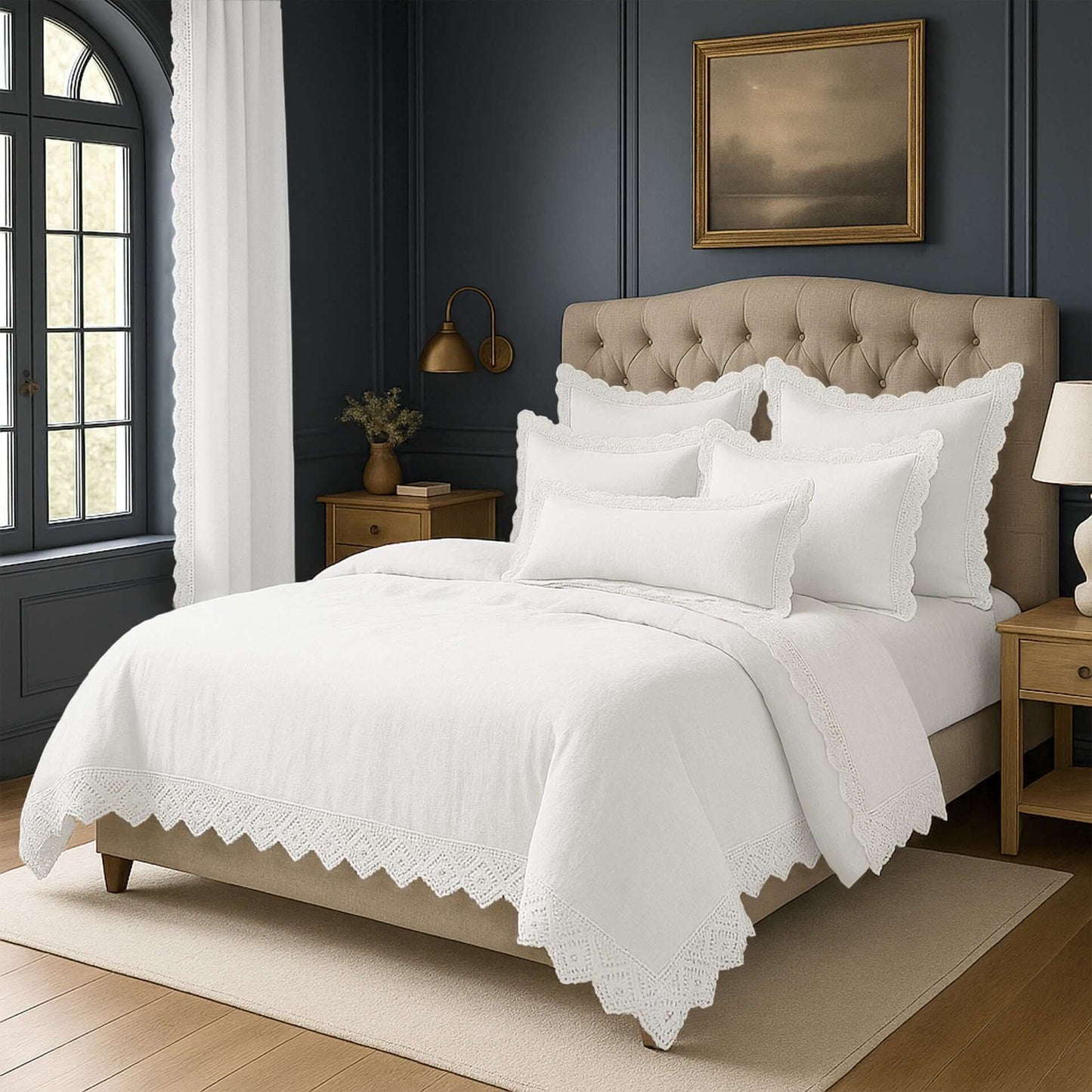 FAIT AU CANADA- Modèle ELSIE , avec finition Dentelle ( Blanc ) - Par Colcha Linens Douillette, Couvre-lit, Housse de couette  ,disponible chez Literie-Déco et moi 