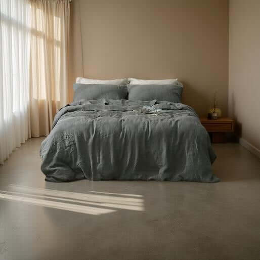 Ensemble de draps en 100% lin francais (165 GSM) -Gris Charcoal Draps ,disponible chez Literie-Déco et moi