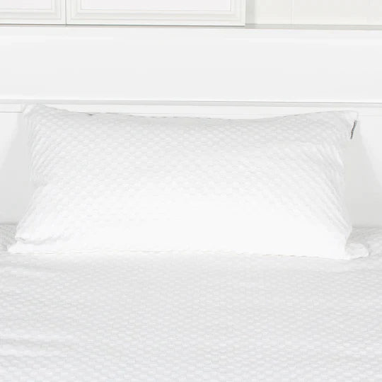 Couverture PÉNÉLOPE ( Blanc) Couvre-lit  ,disponible chez Literie-Déco et moi 