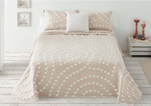 ( Fait au Québec ) Ensemble couvre-lit POLKA ( beige) Housse de couette  ,disponible chez Literie-Déco et moi 
