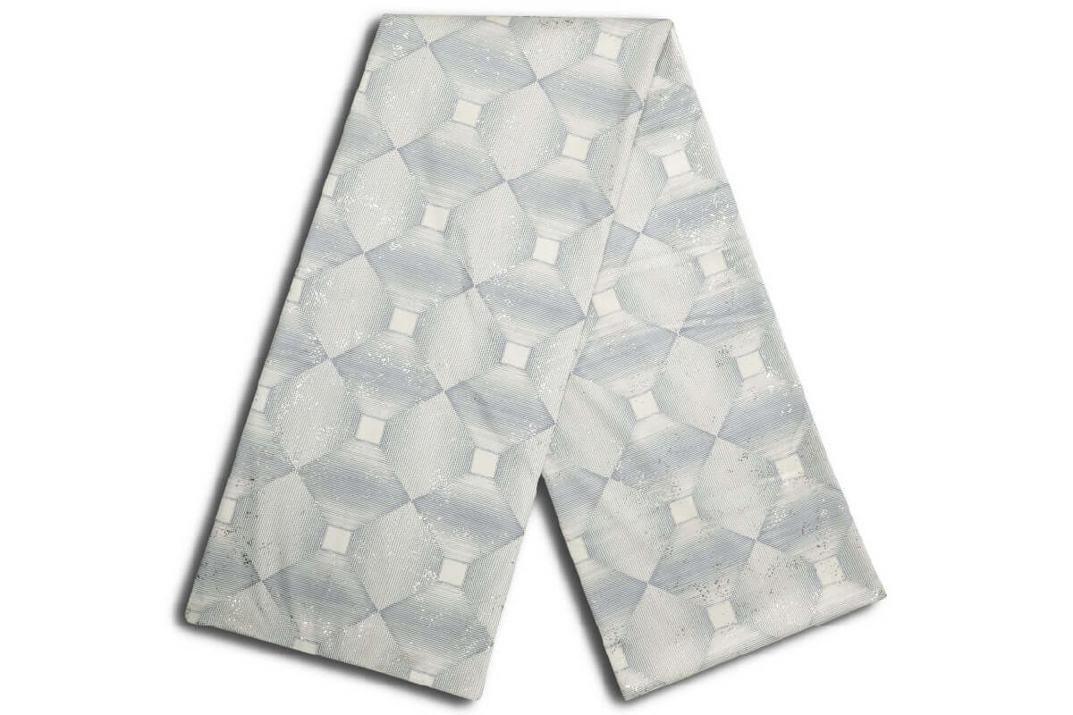 Jeté AFLEX  ( 50'' X 60'') Jeté  ,disponible chez Literie-Déco et moi 