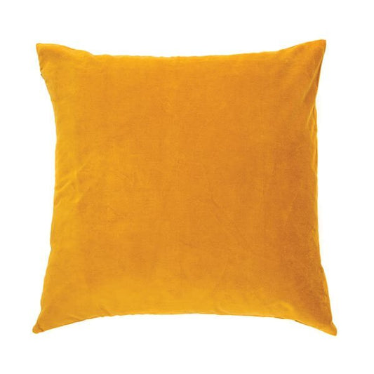 Oreiller européen en velours moutarde VELVET-( 25'' X 25'')  Par Brunelli coussins  ,disponible chez Literie-Déco et moi 