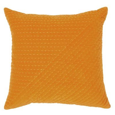 Oreiller européen moutarde VELOURS( 25'' x 25'')- Par Brunelli coussins  ,disponible chez Literie-Déco et moi 
